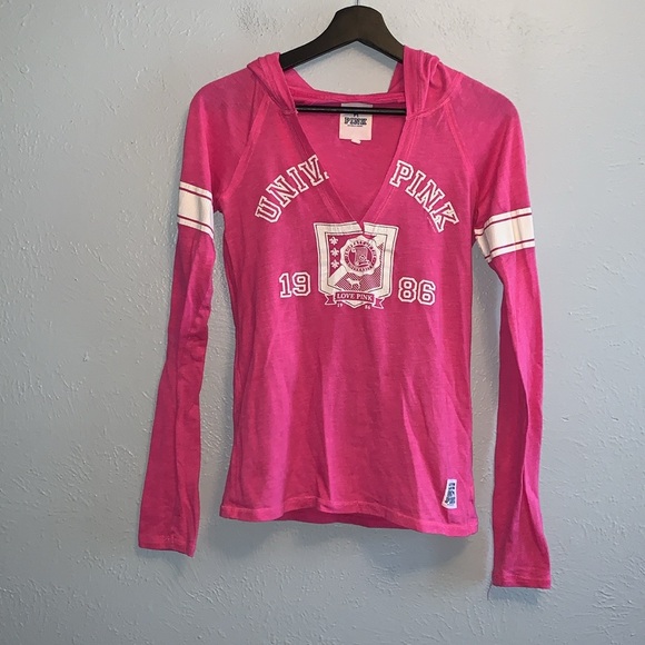 PINK Victoria's Secret Sweaters - Vs tunic hoodie